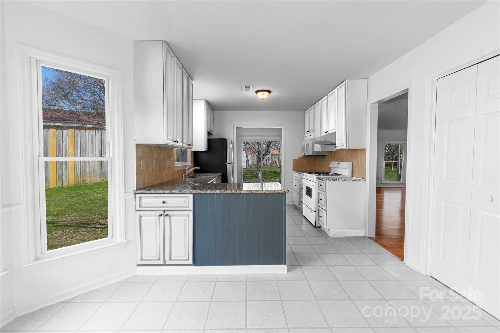 12012 Stainsby Lane