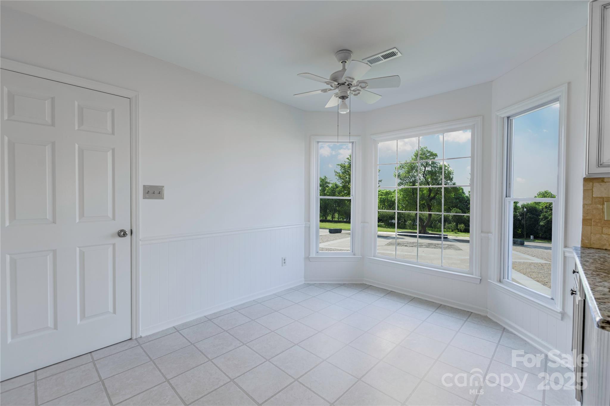 12012 Stainsby Lane