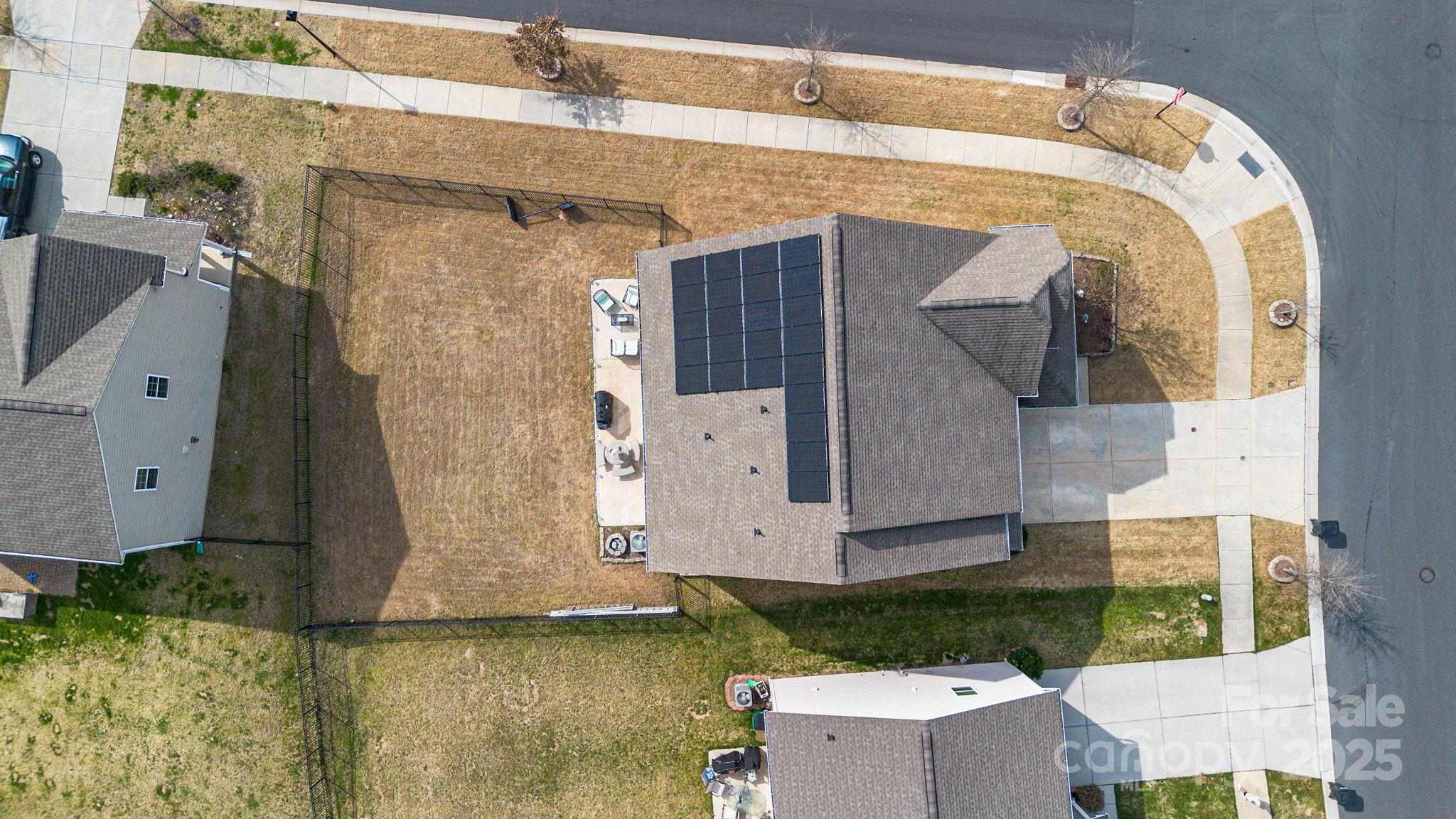 14815 Superior Street