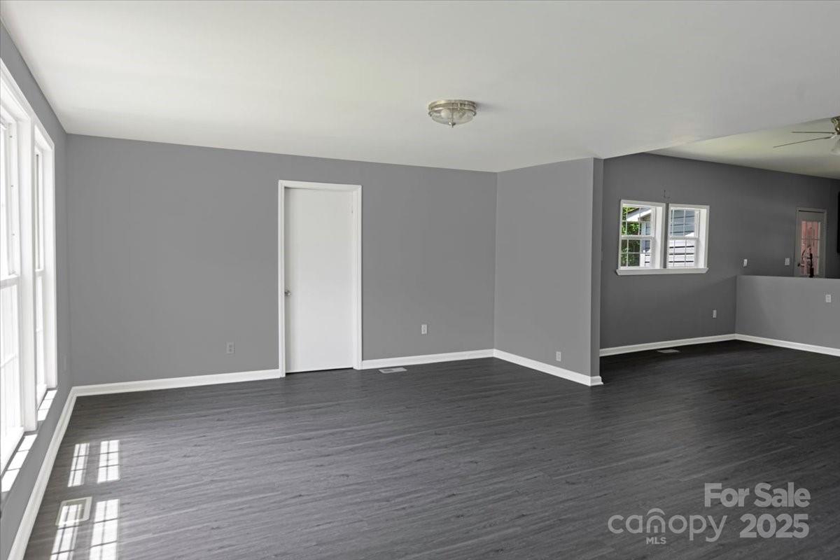 315 E Washington Avenue