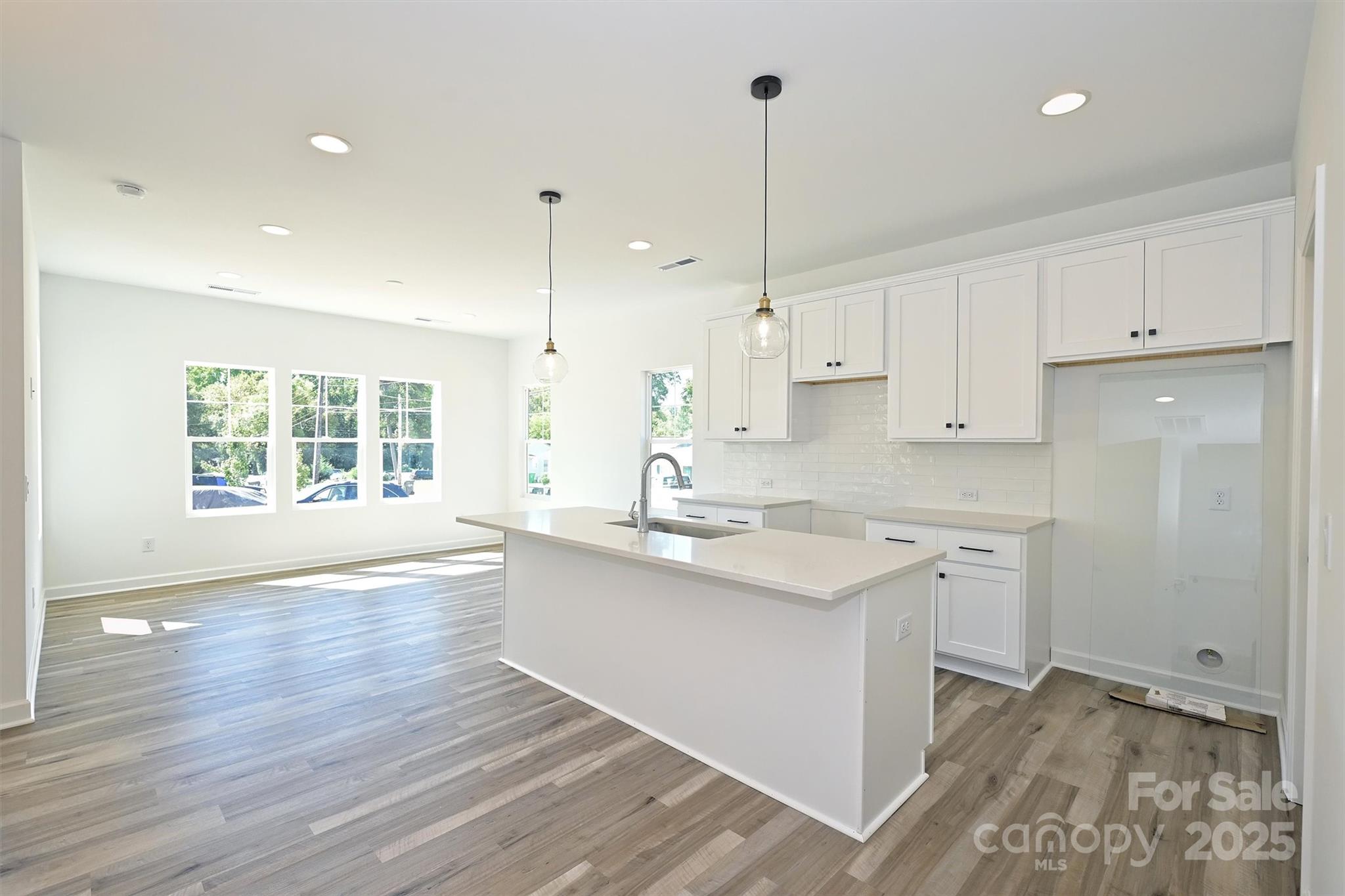 2735 and 2739 Primrose Avenue