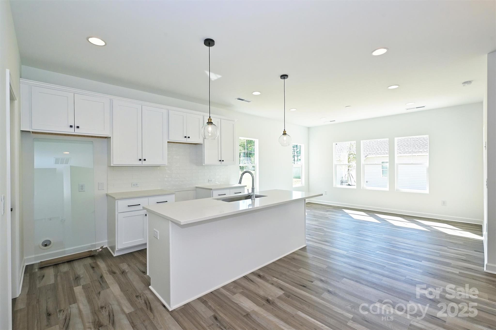 2735 and 2739 Primrose Avenue