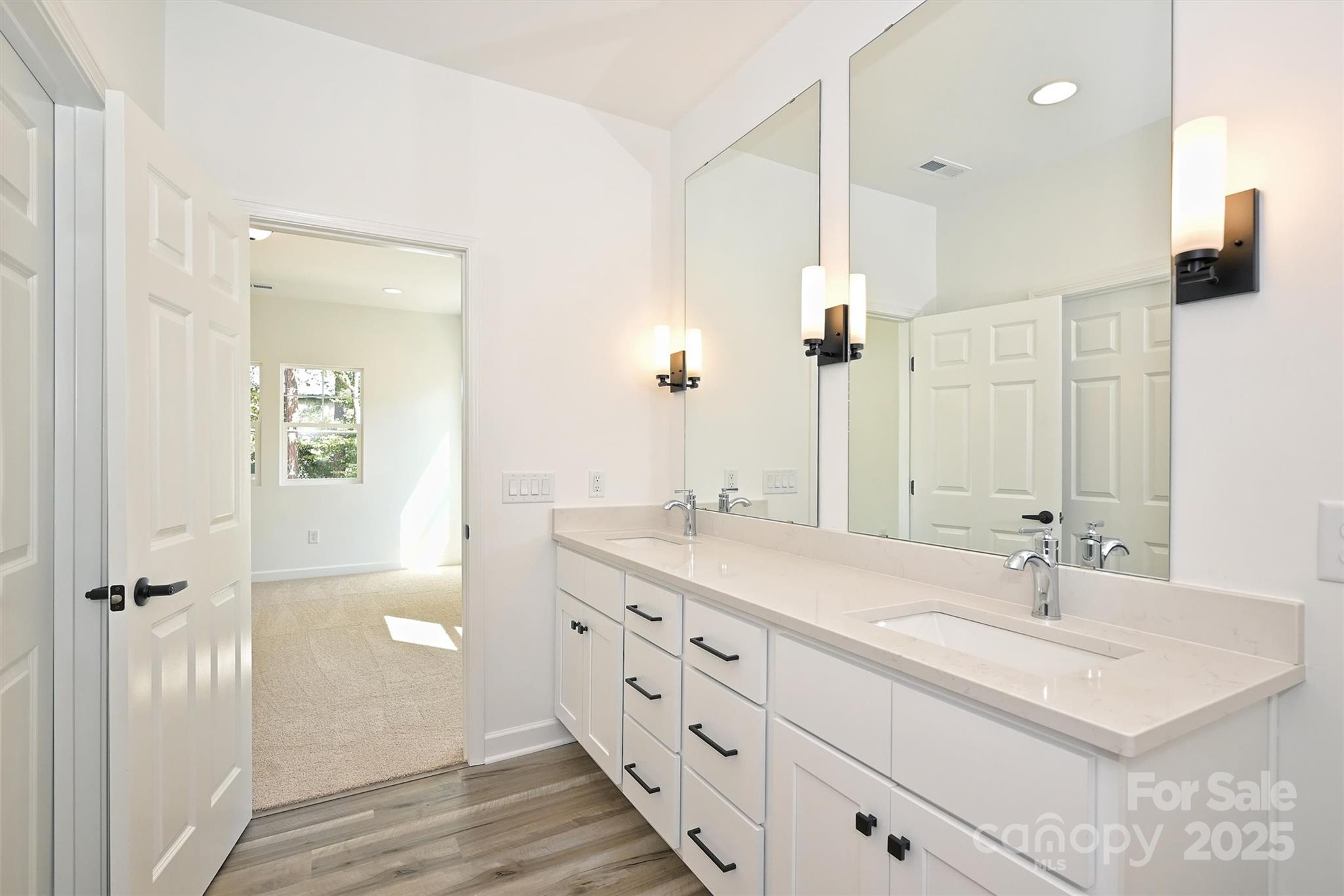 2735 and 2739 Primrose Avenue