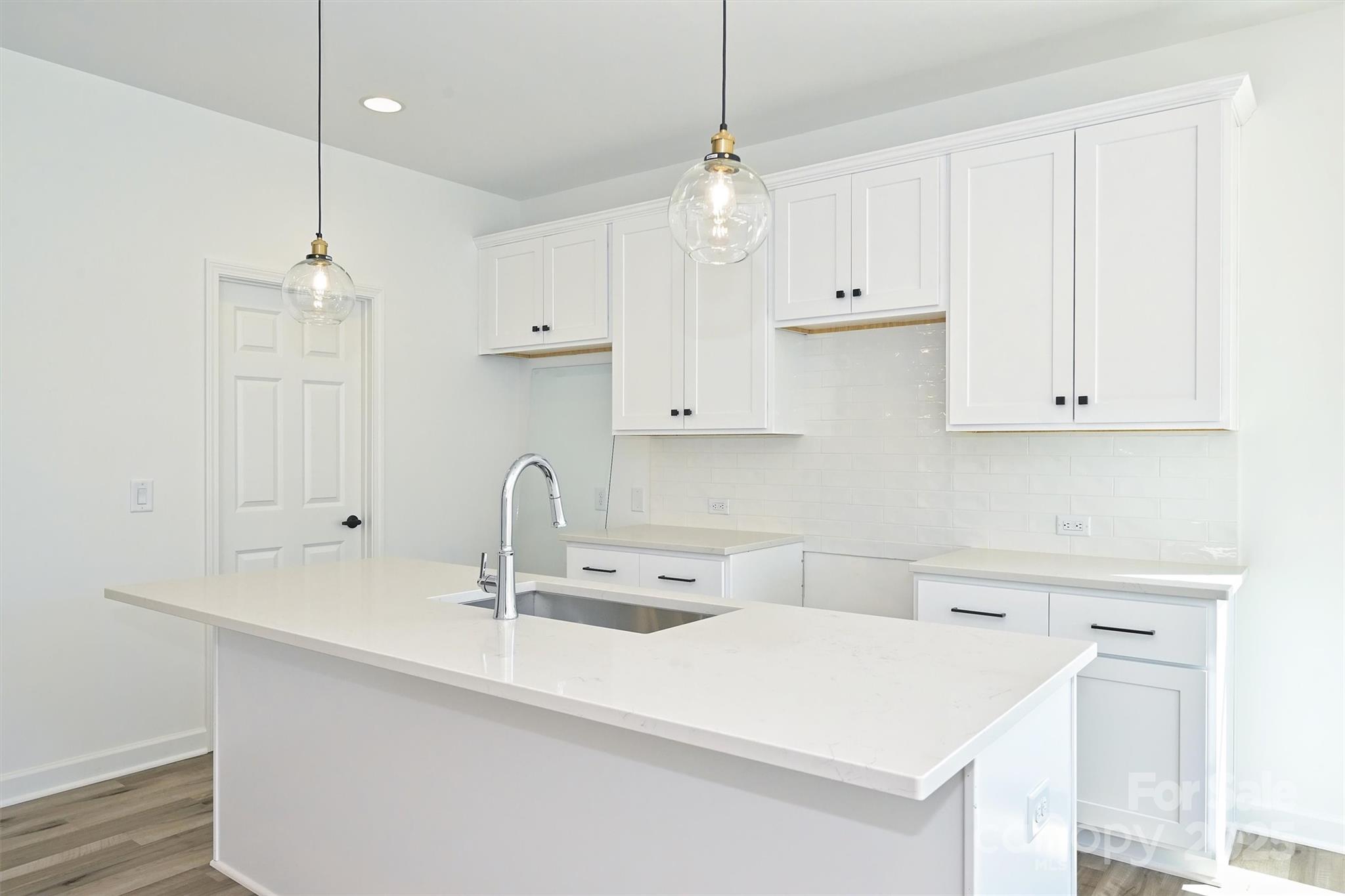 2735 and 2739 Primrose Avenue