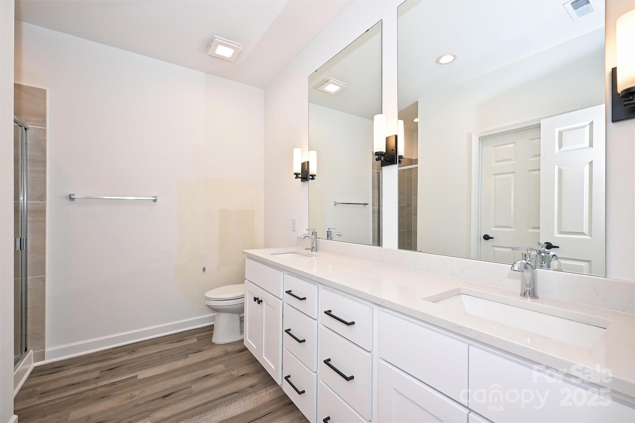 2735 and 2739 Primrose Avenue