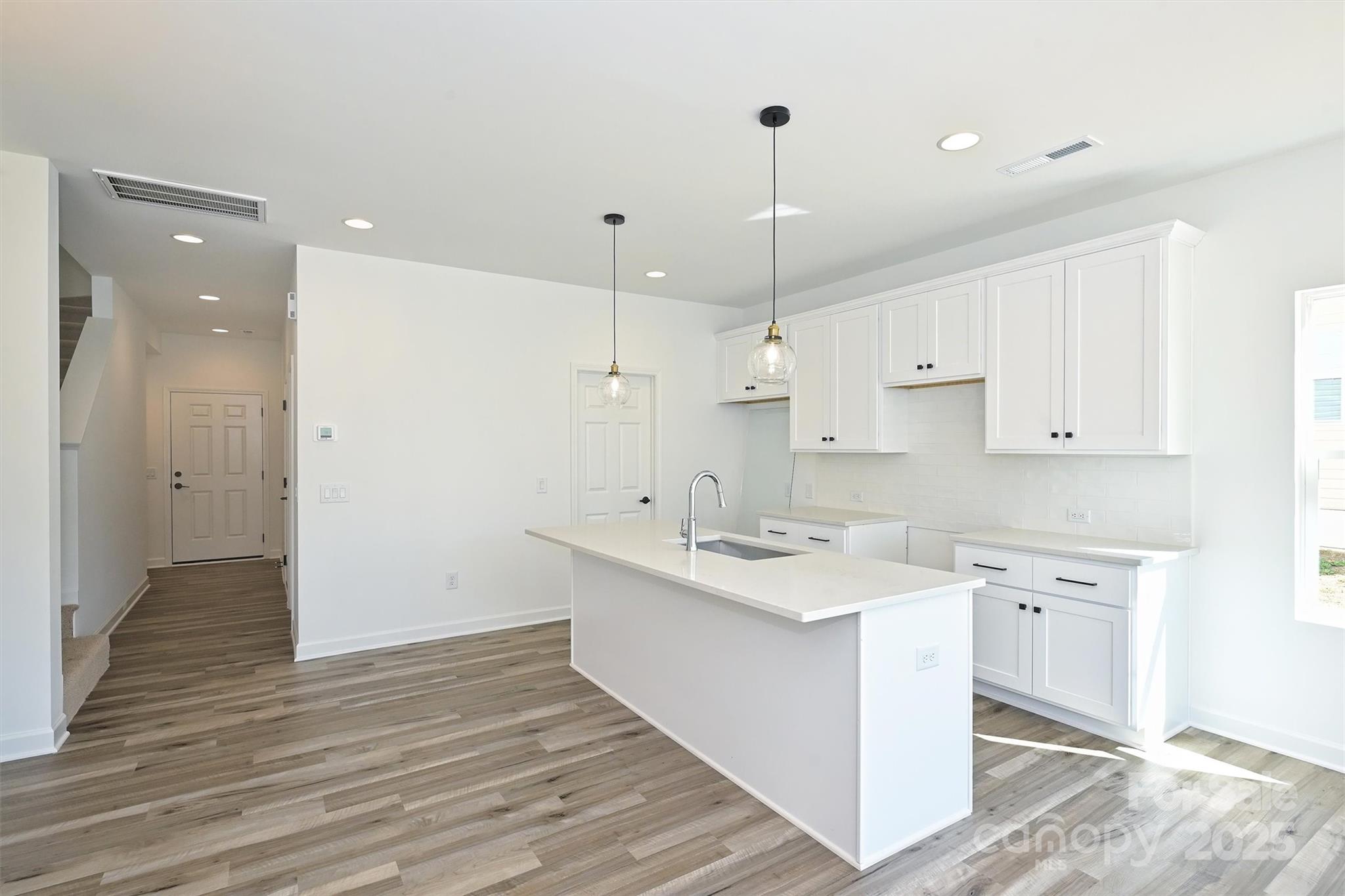 2735 and 2739 Primrose Avenue