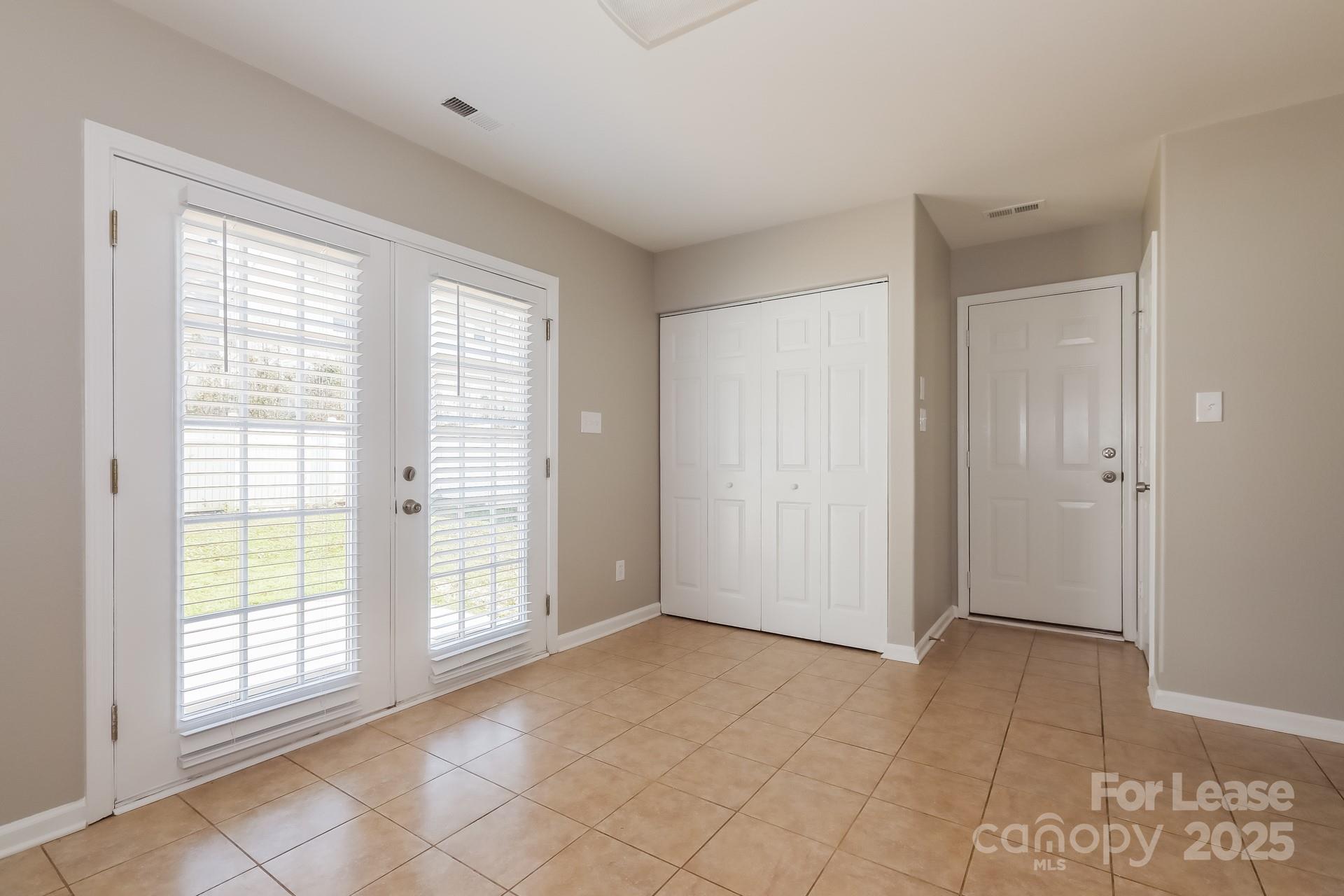 7708 Grapetree Court