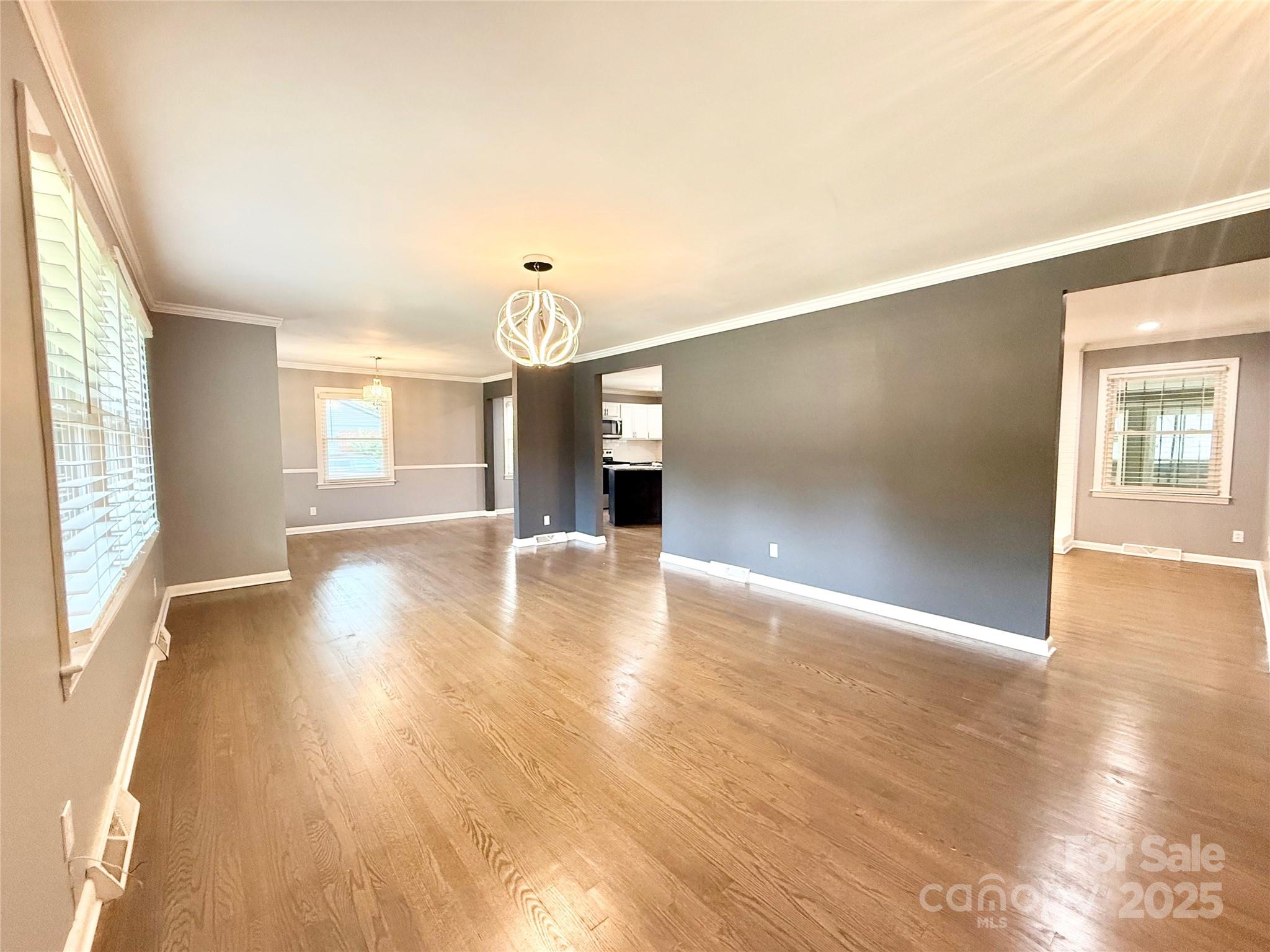 622 University Drive