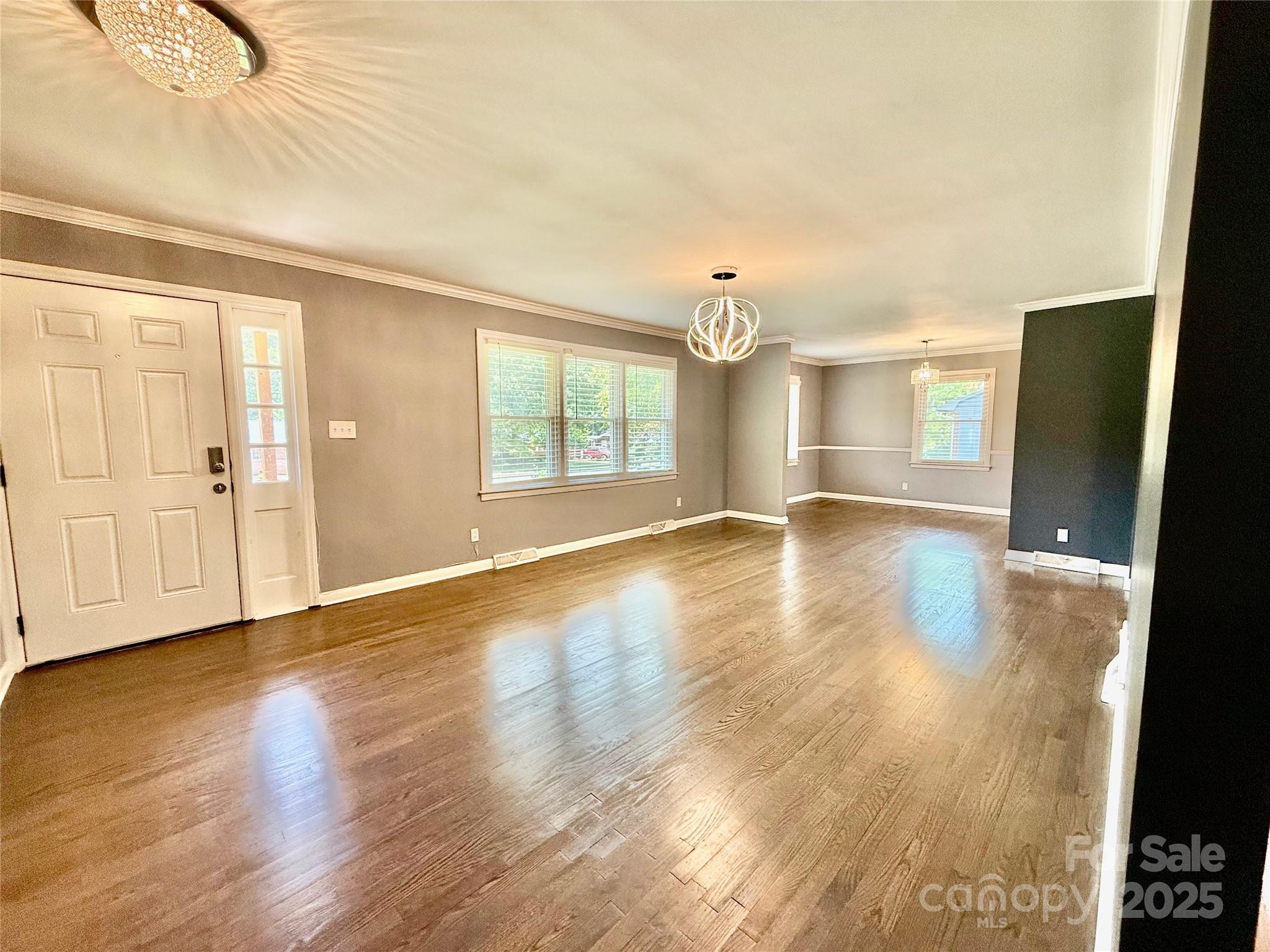 622 University Drive