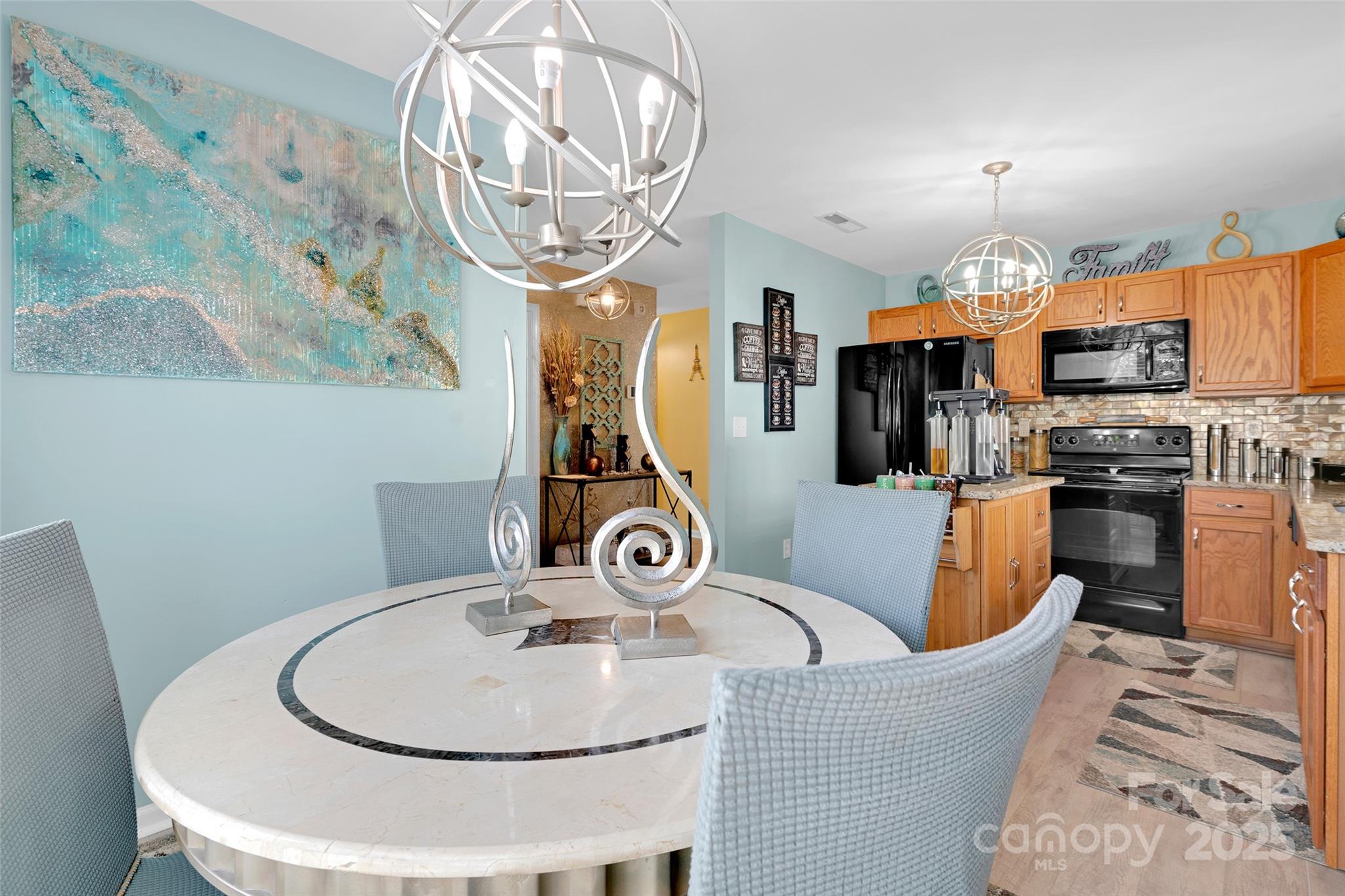 1209 Shenandoah Circle
