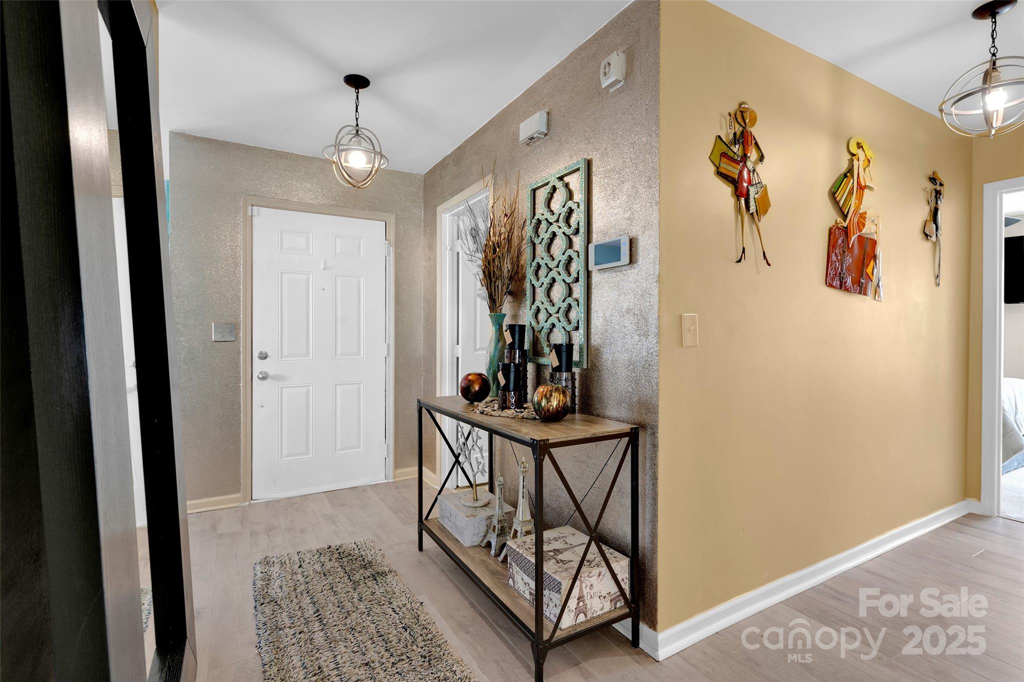 1209 Shenandoah Circle