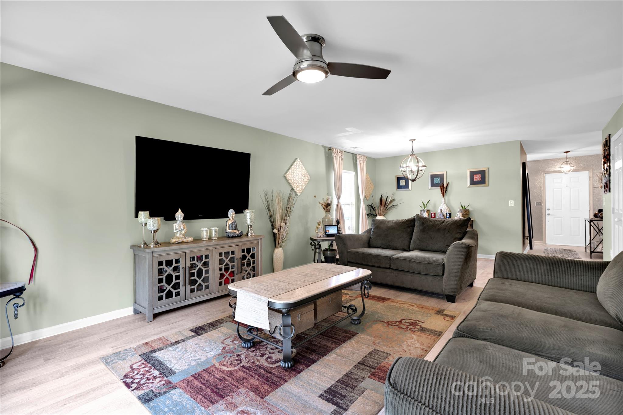1209 Shenandoah Circle