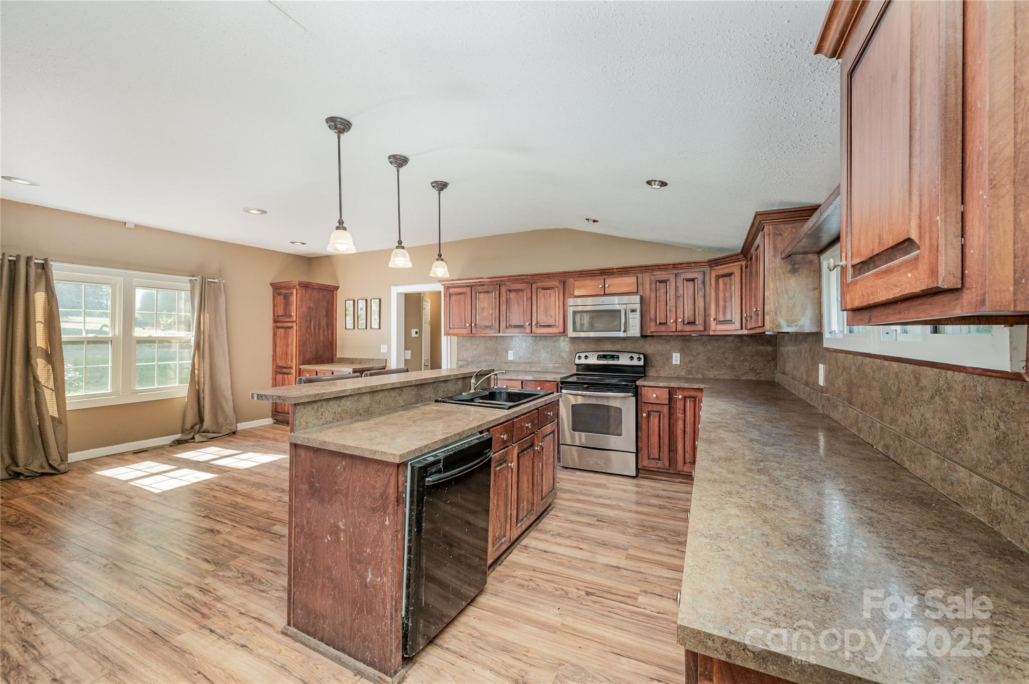 4562 Foster Blackmon Drive
