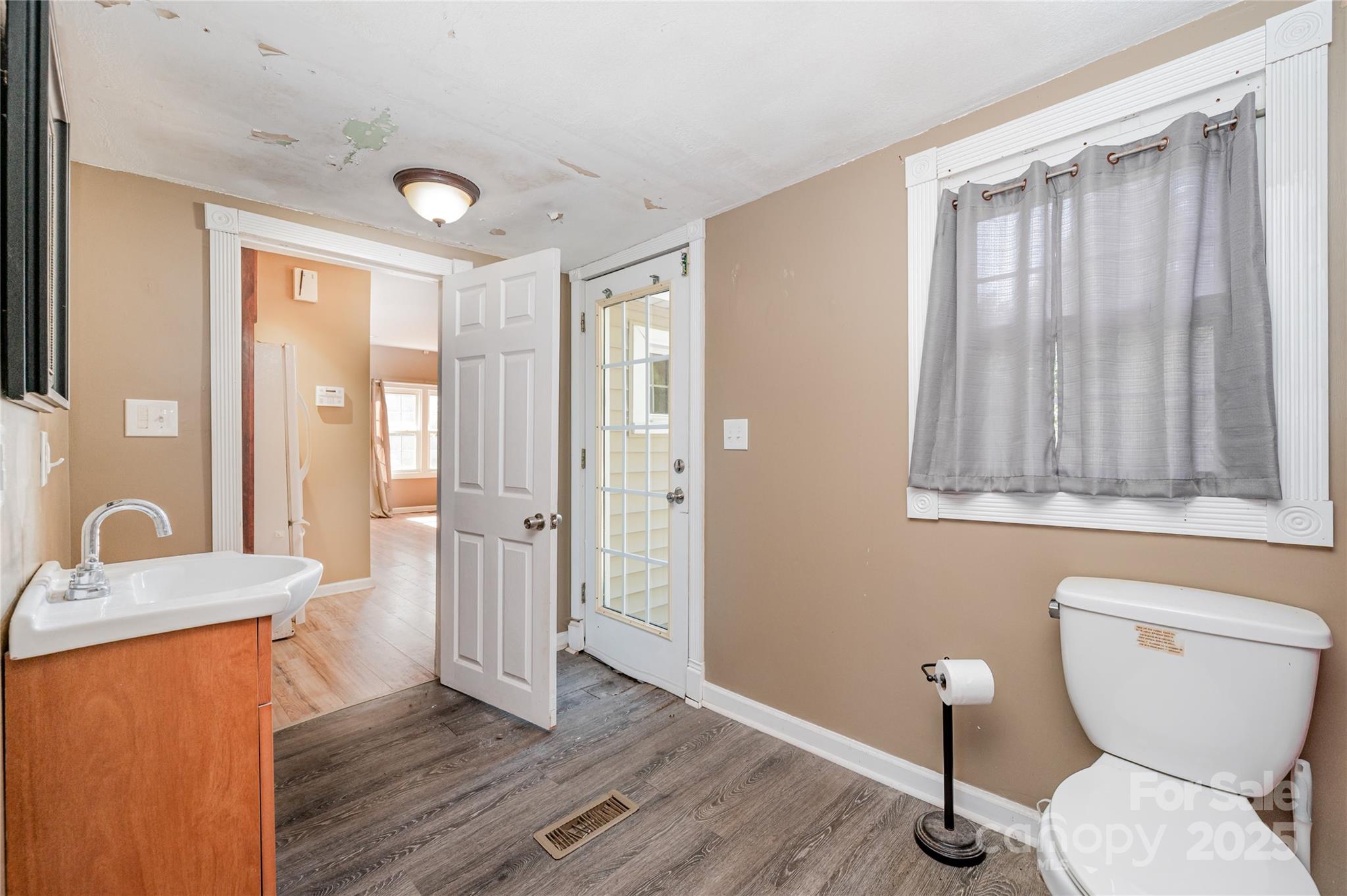 4562 Foster Blackmon Drive