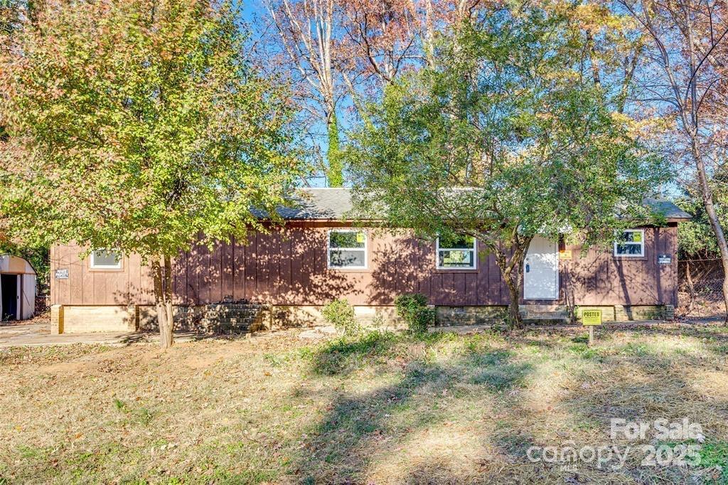 260 Amelia Drive