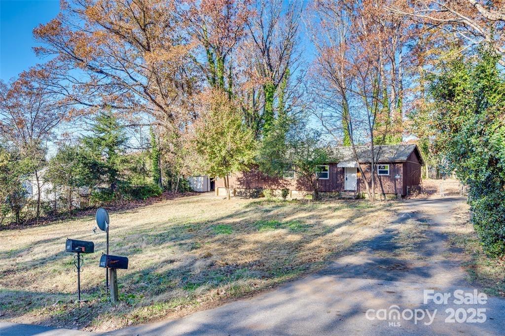 260 Amelia Drive