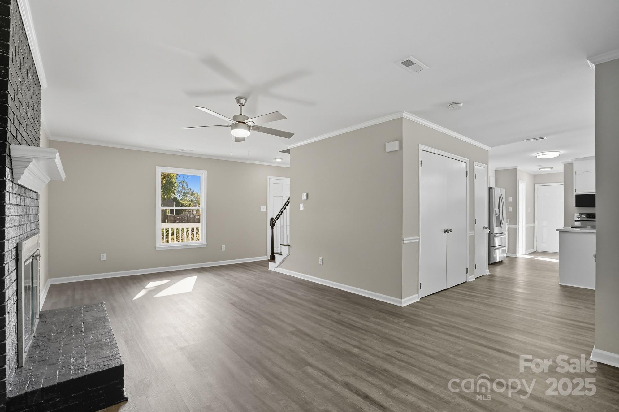 11006 Meadow Bank Lane