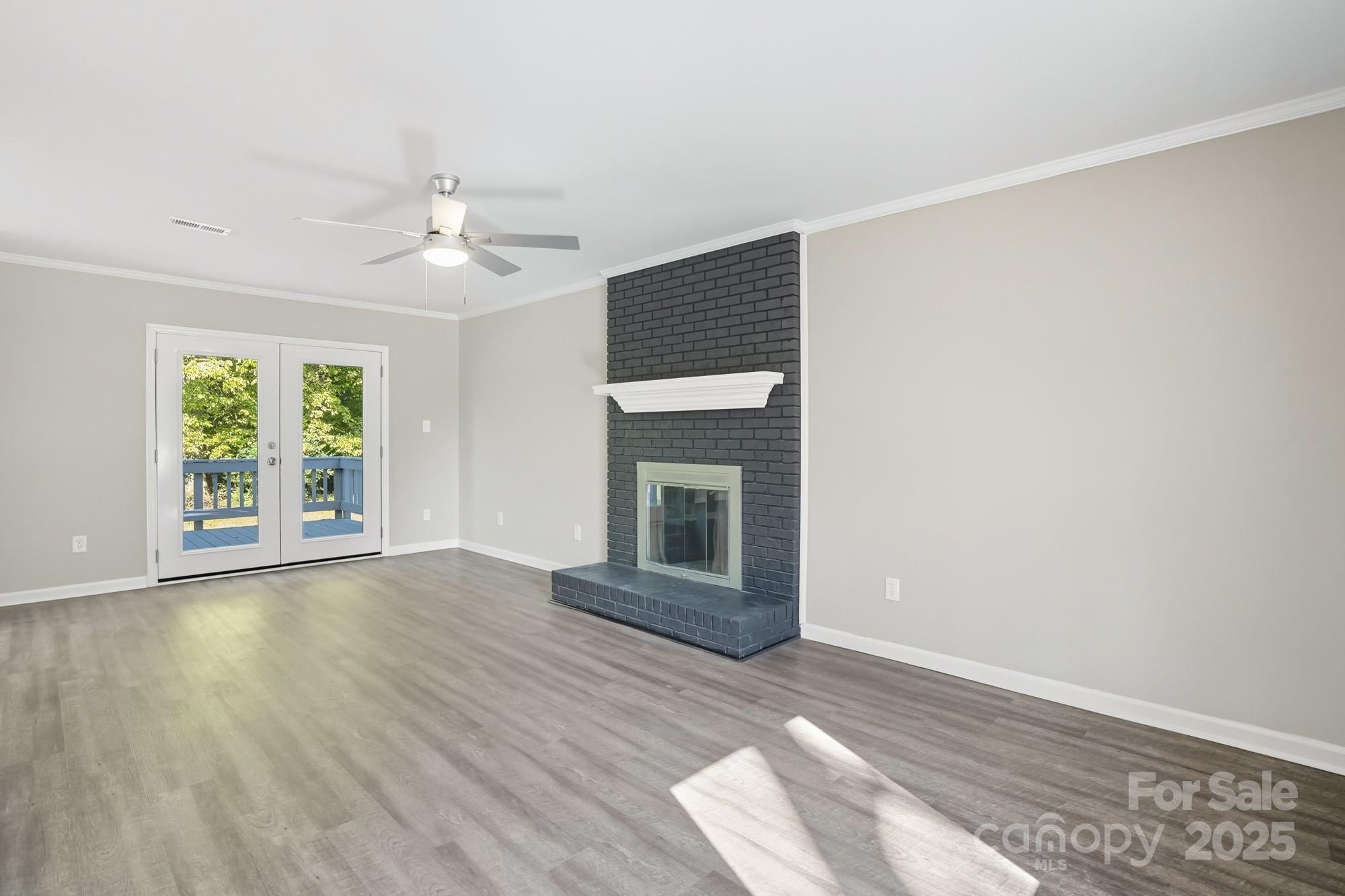 11006 Meadow Bank Lane