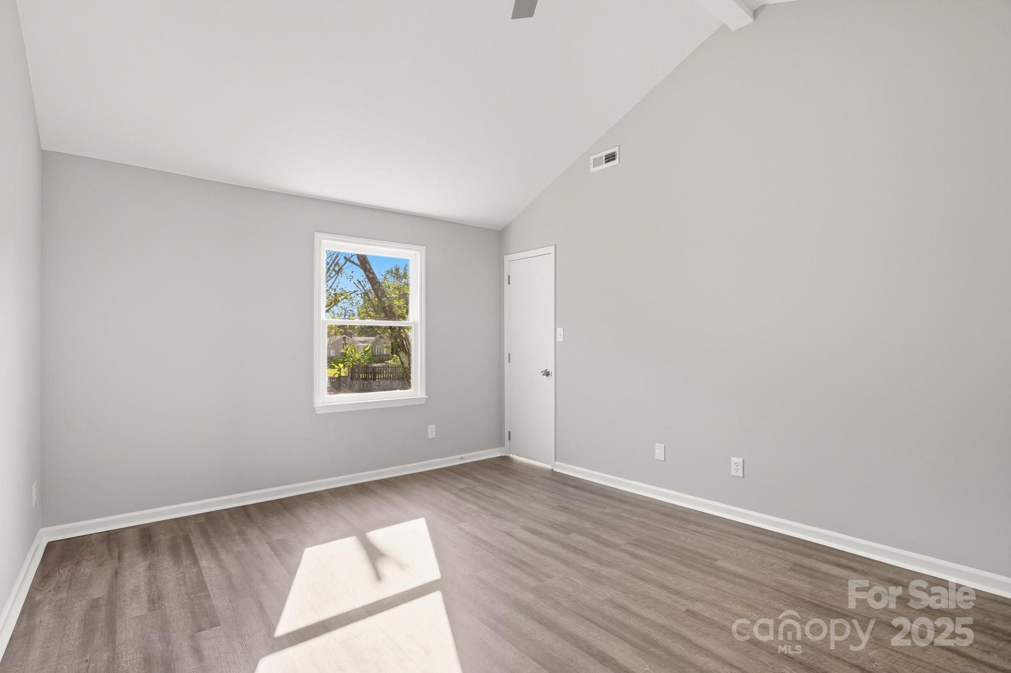 11006 Meadow Bank Lane