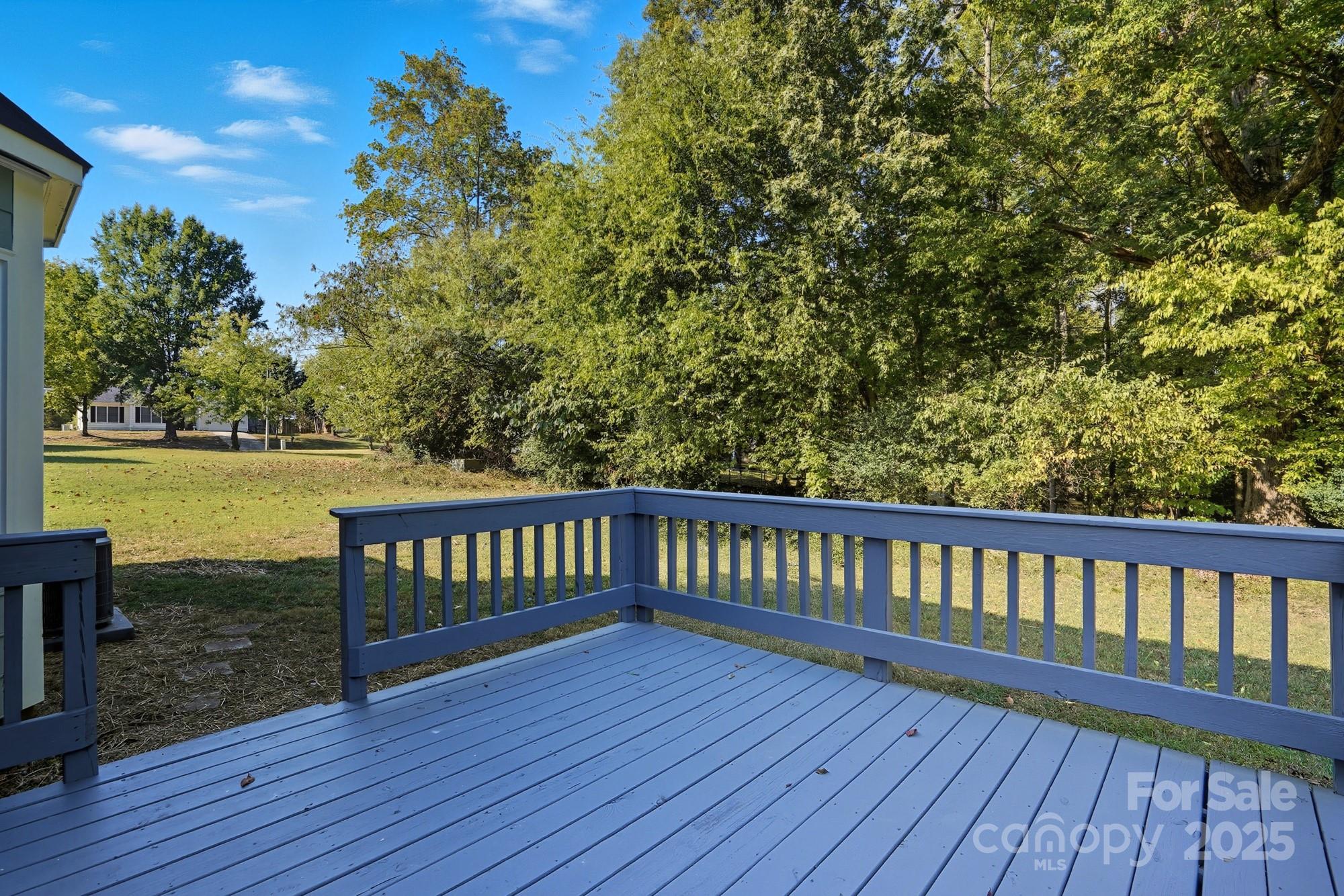 11006 Meadow Bank Lane