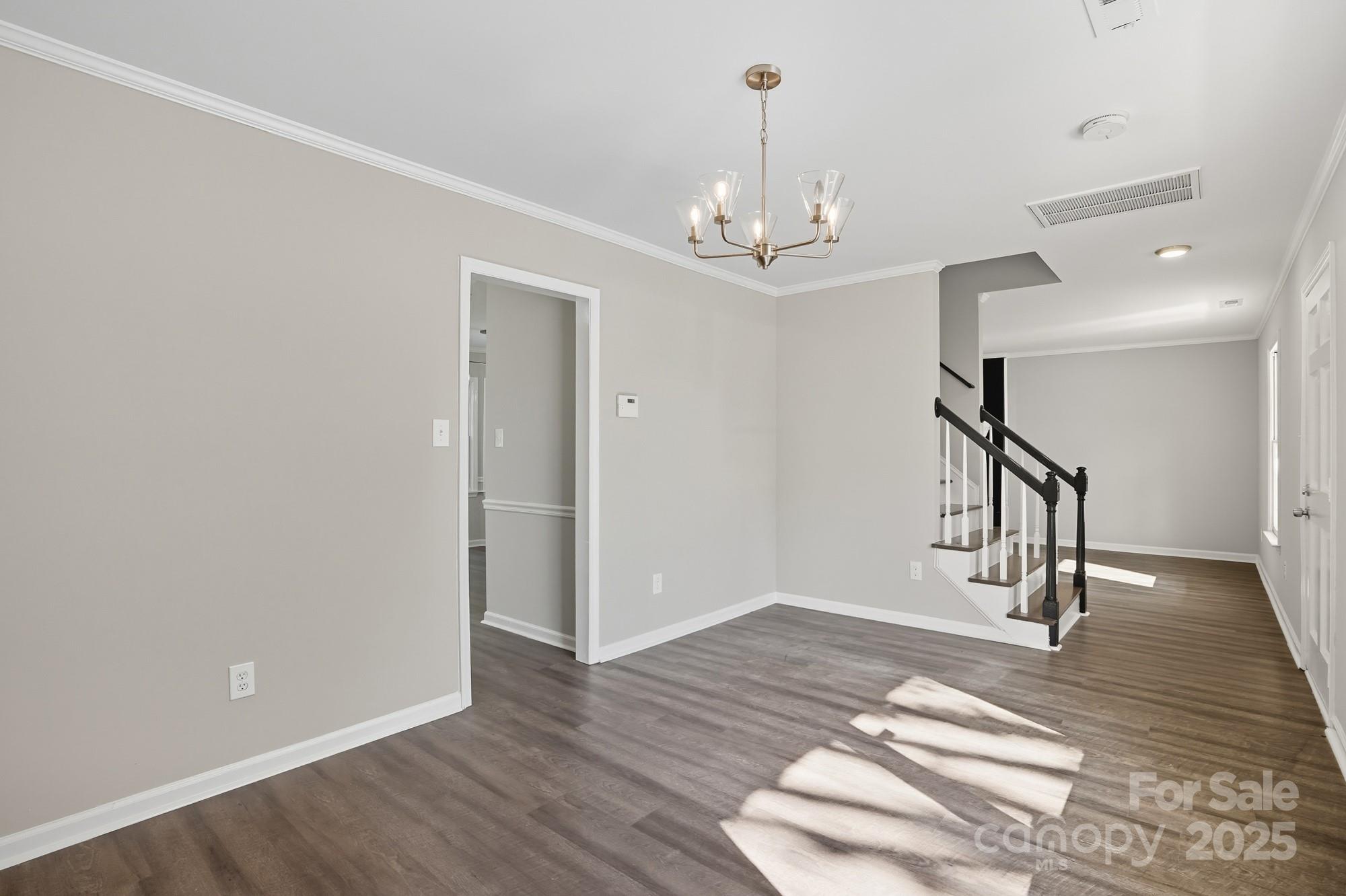 11006 Meadow Bank Lane