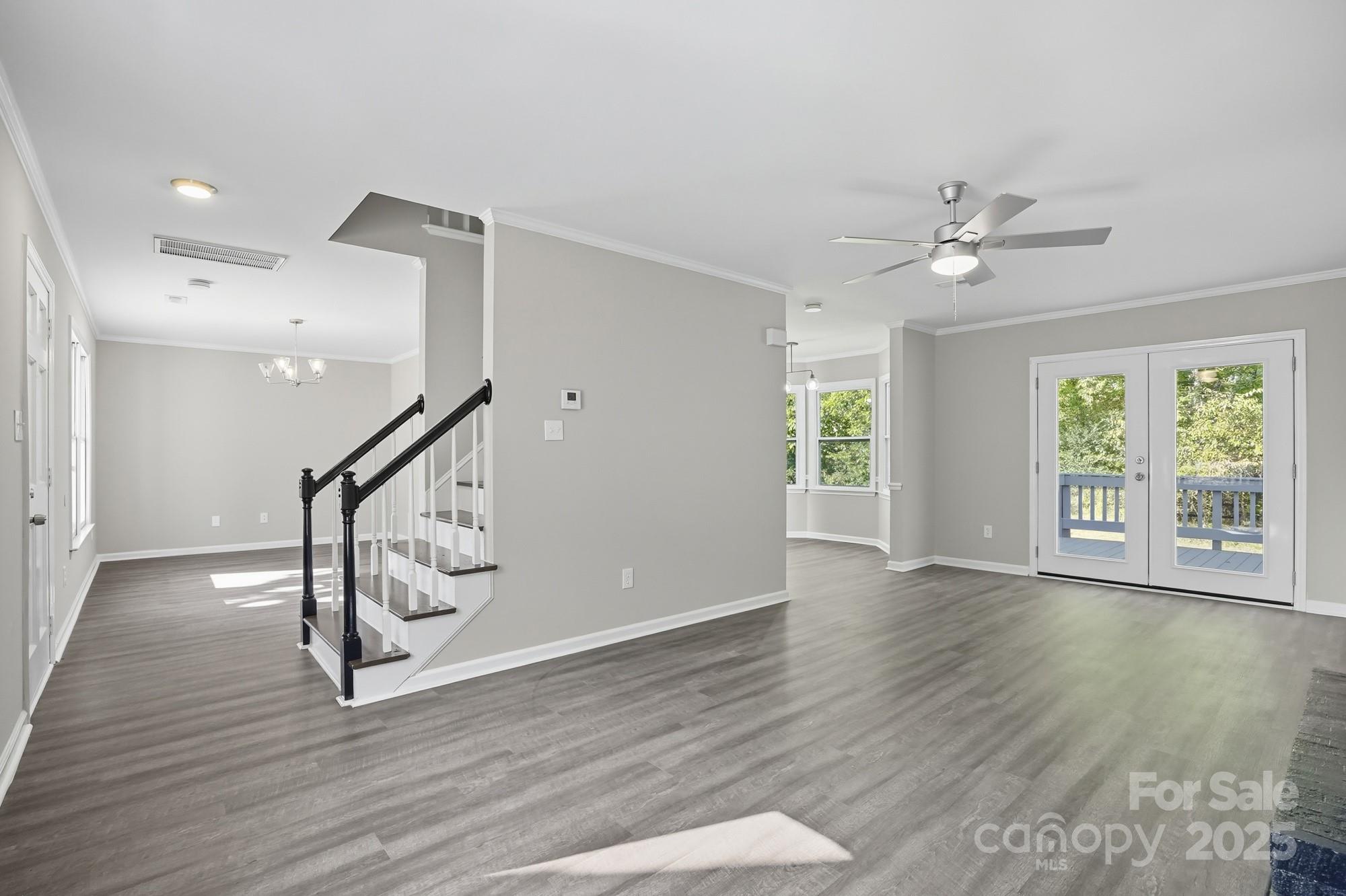 11006 Meadow Bank Lane
