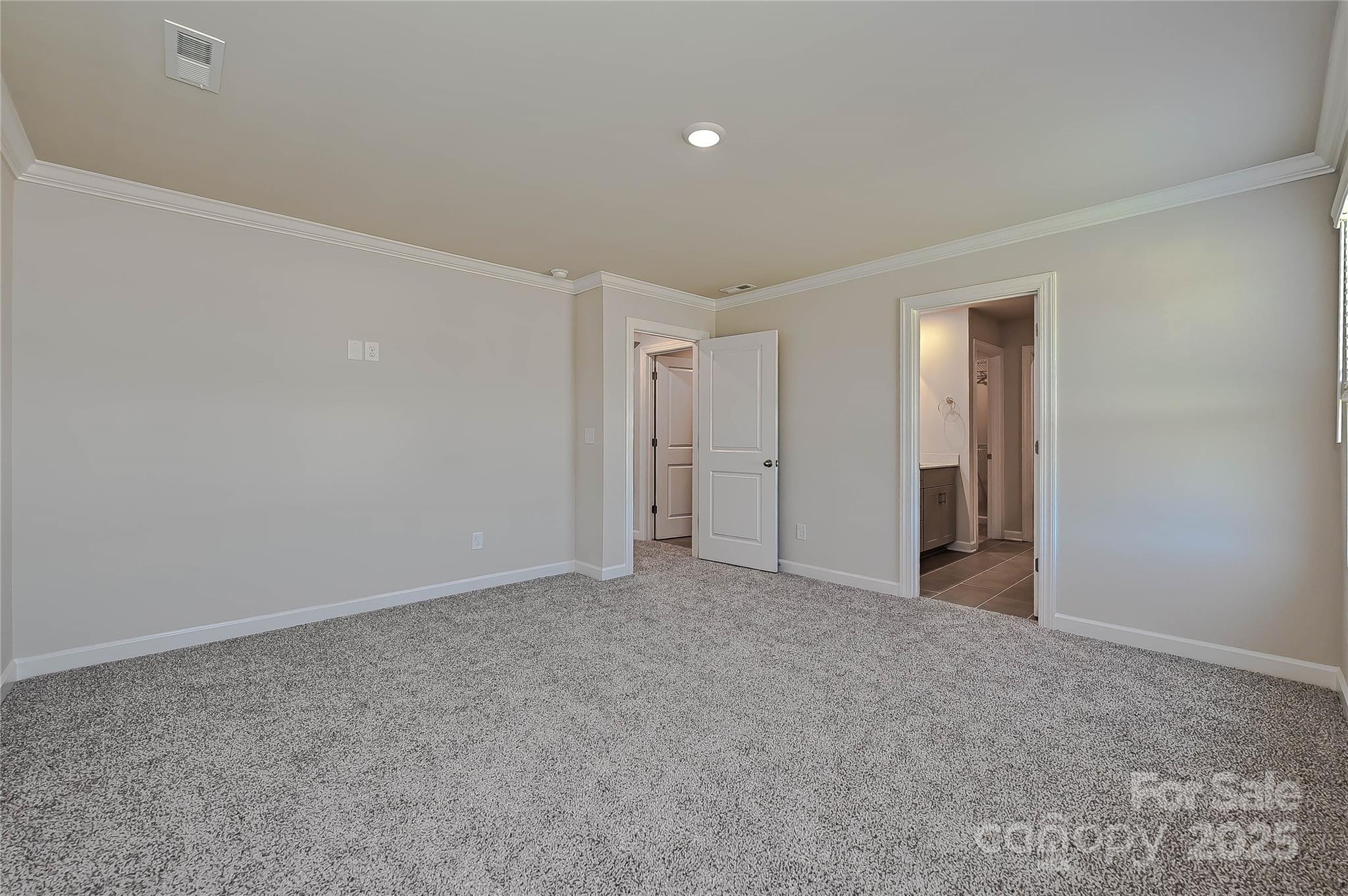 5031 Poplin Valley