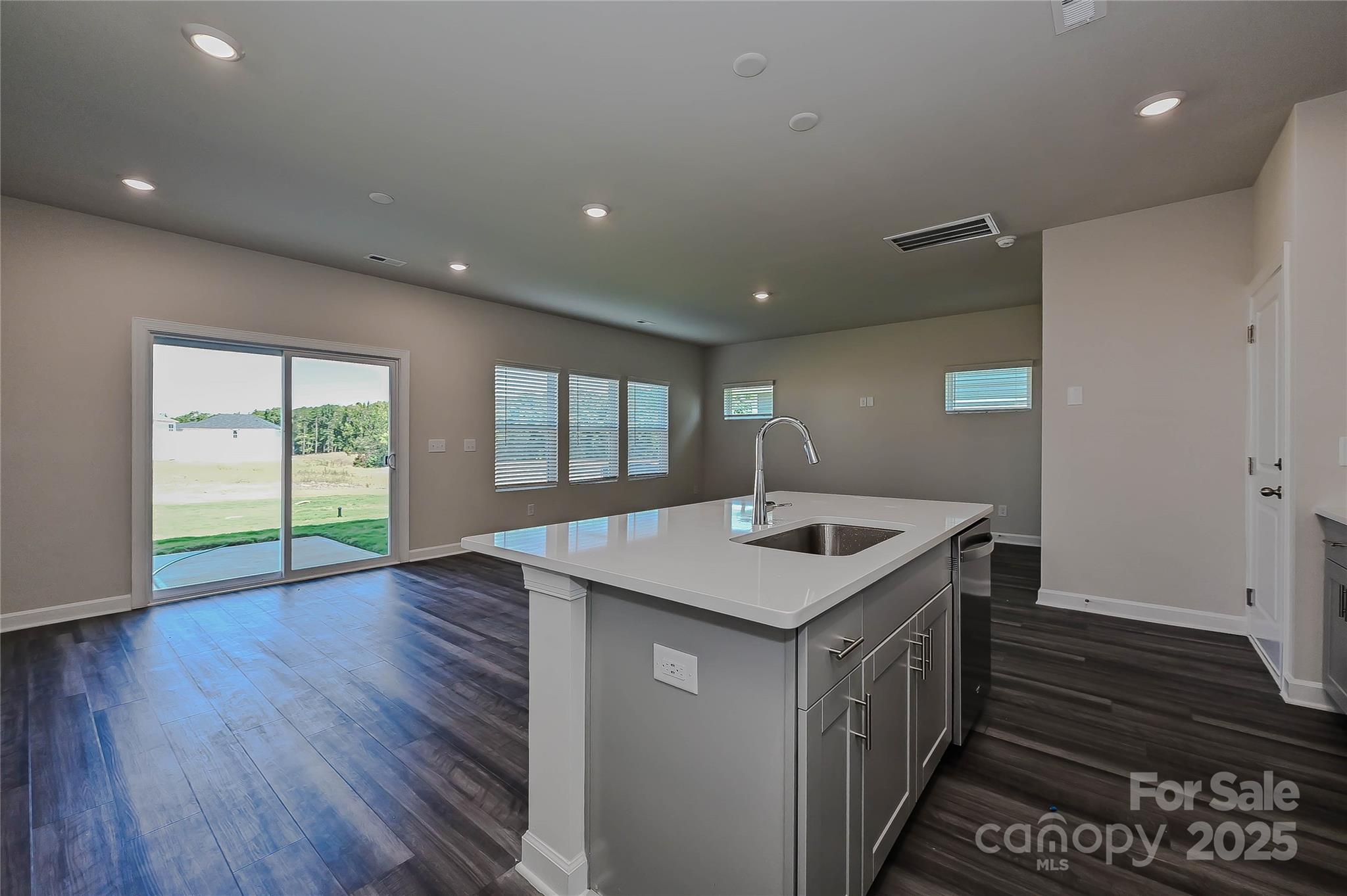 5031 Poplin Valley