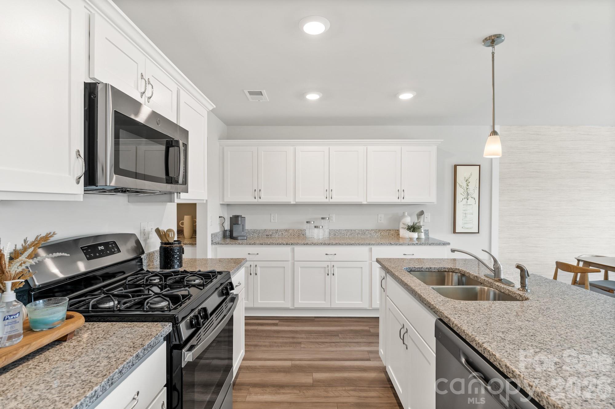 3005 Kingsfield Road Unit: 46