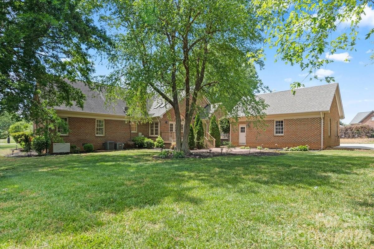 13815 Holgate Hill Drive