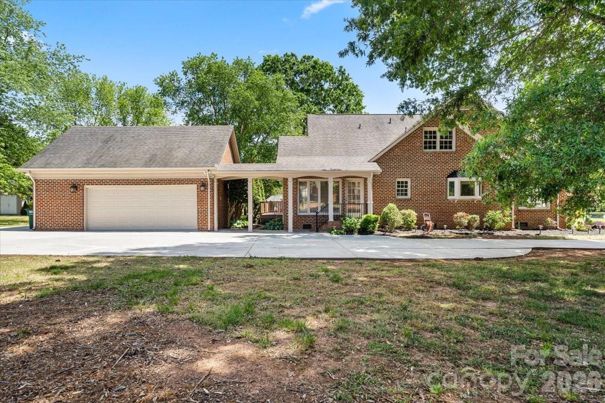 13815 Holgate Hill Drive