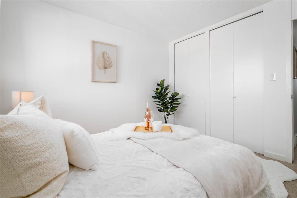 207 18 Consulate Road