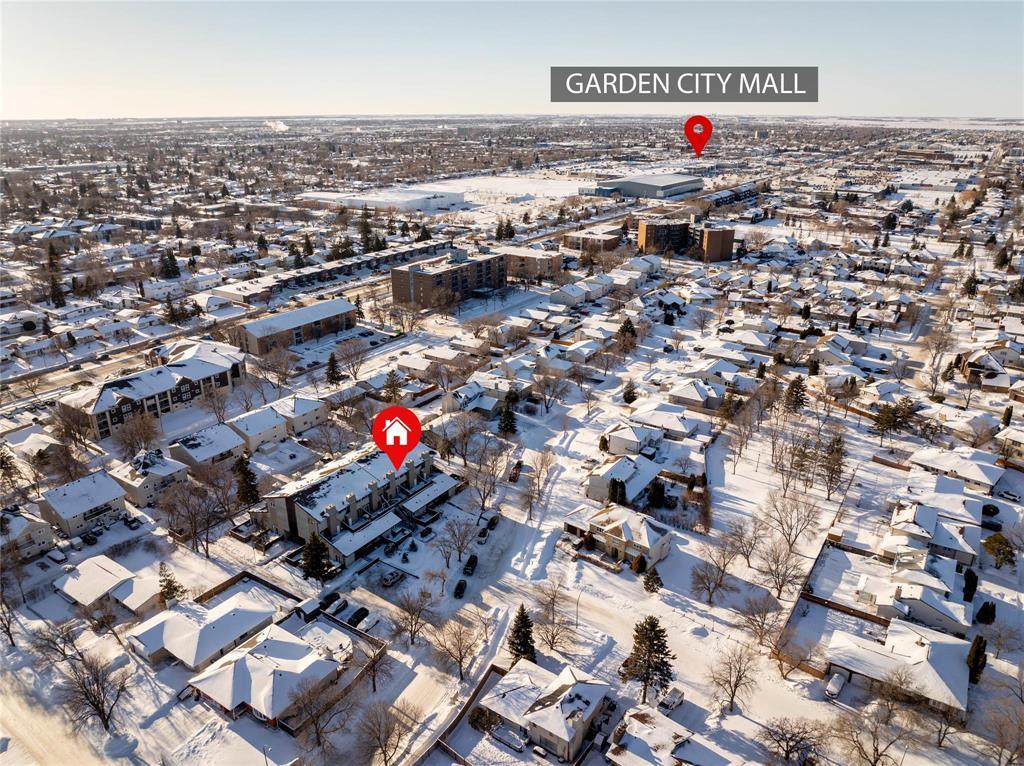 207 18 Consulate Road