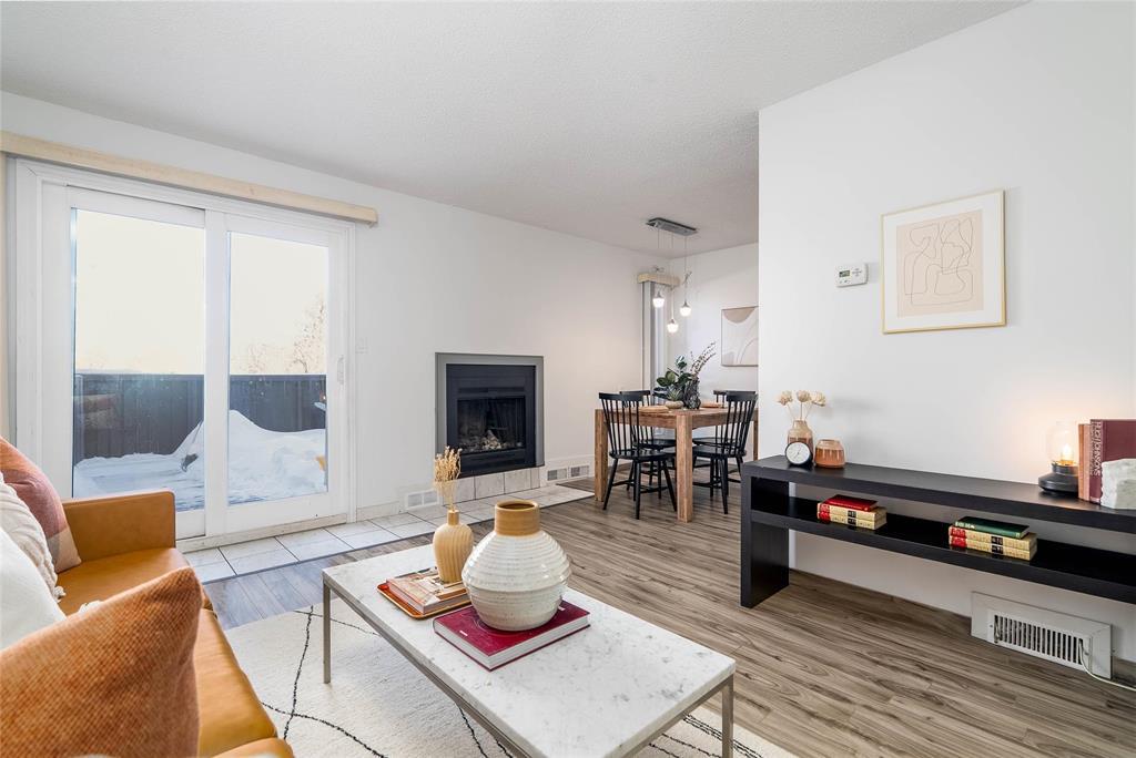 207 18 Consulate Road