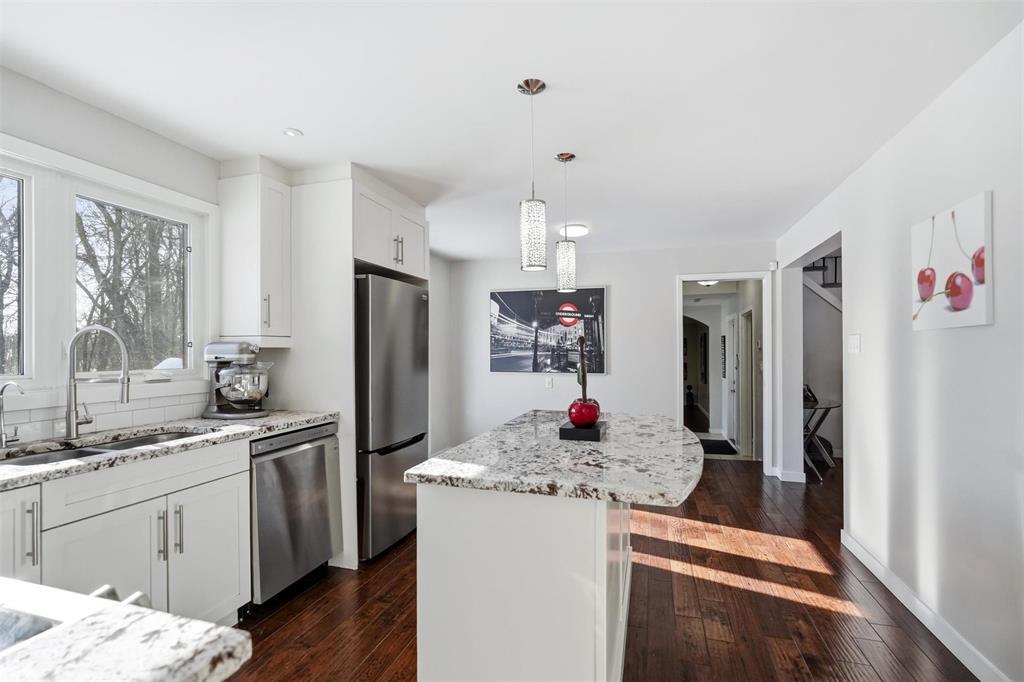 3501 Henderson Highway