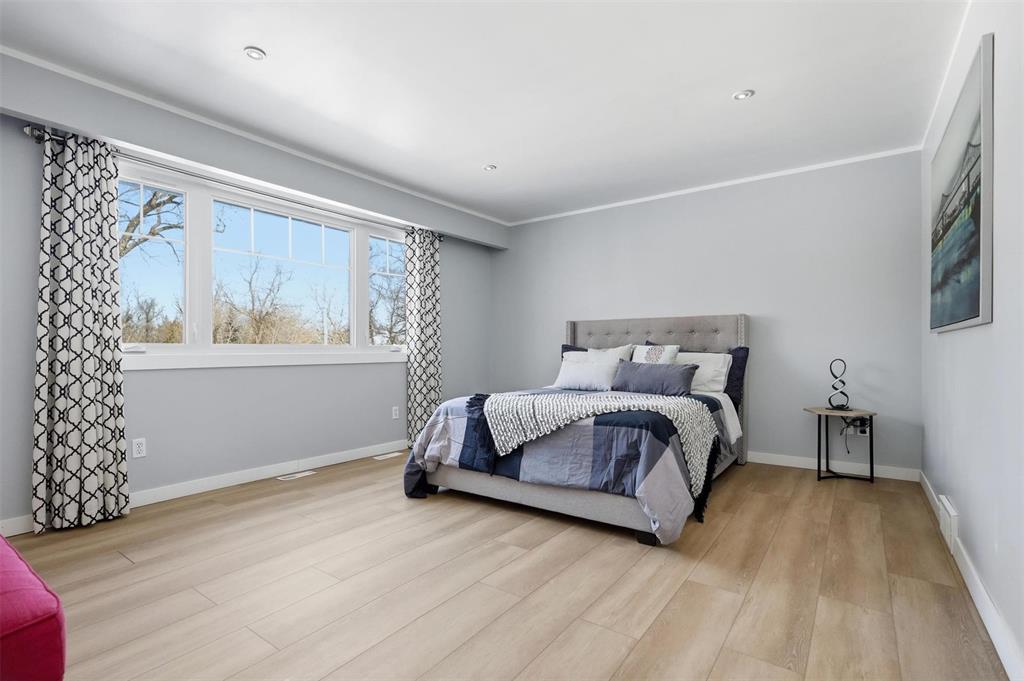 3501 Henderson Highway