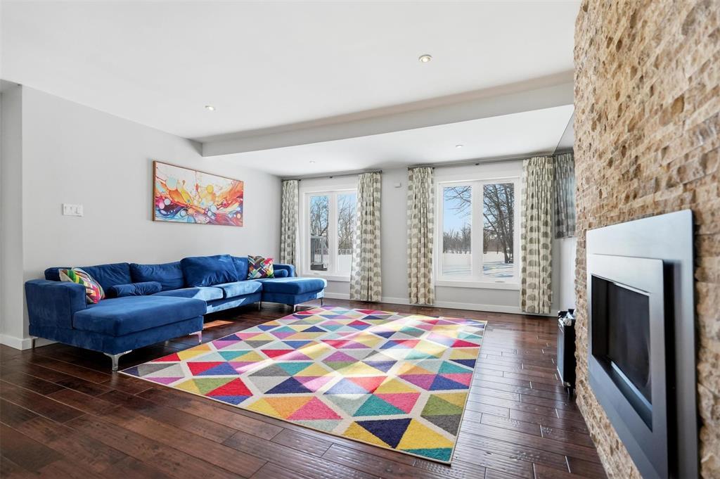 3501 Henderson Highway