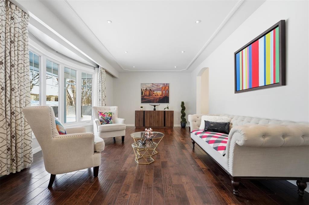 3501 Henderson Highway