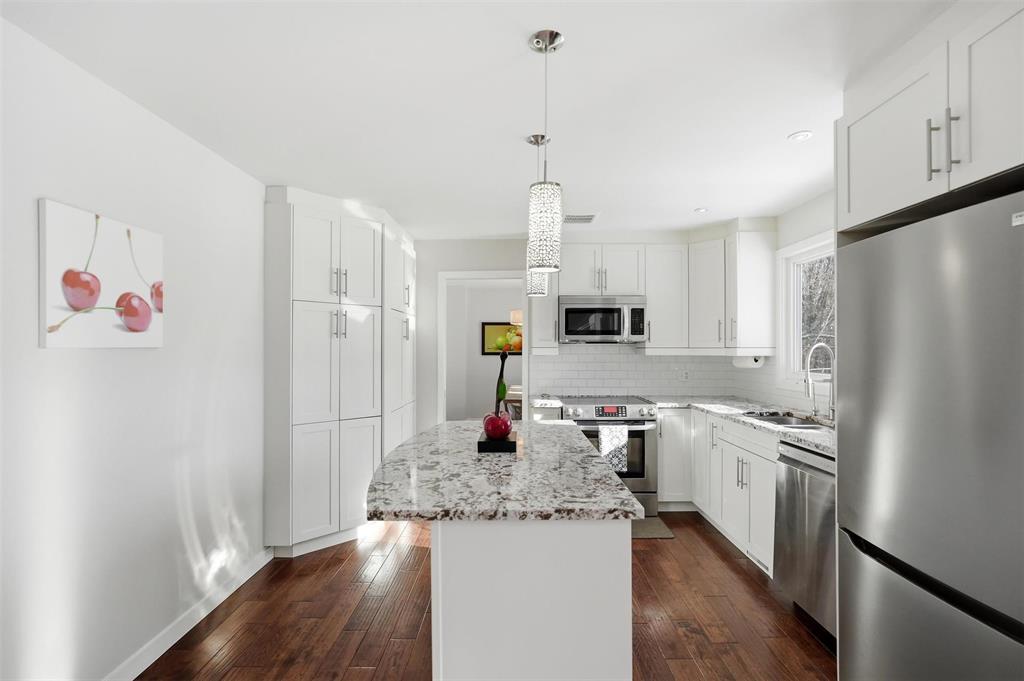 3501 Henderson Highway