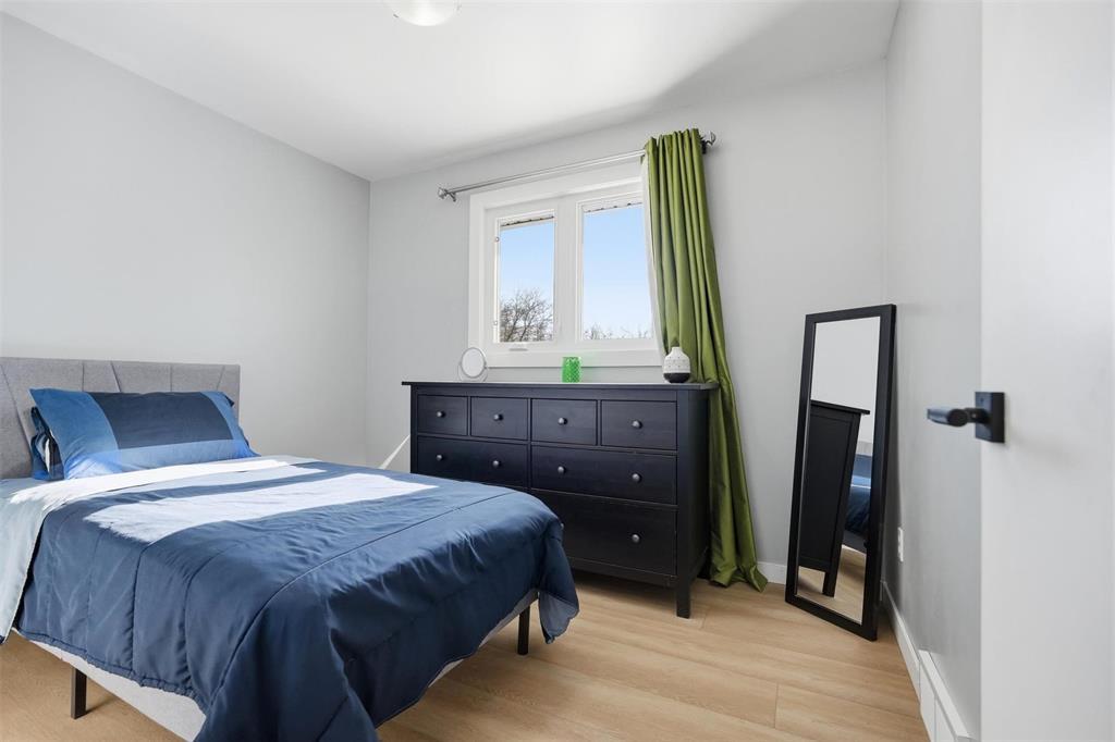 3501 Henderson Highway