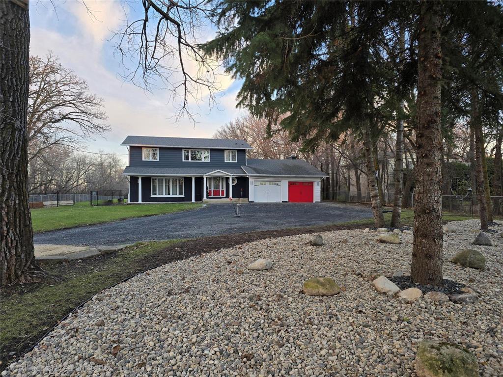 3501 Henderson Highway