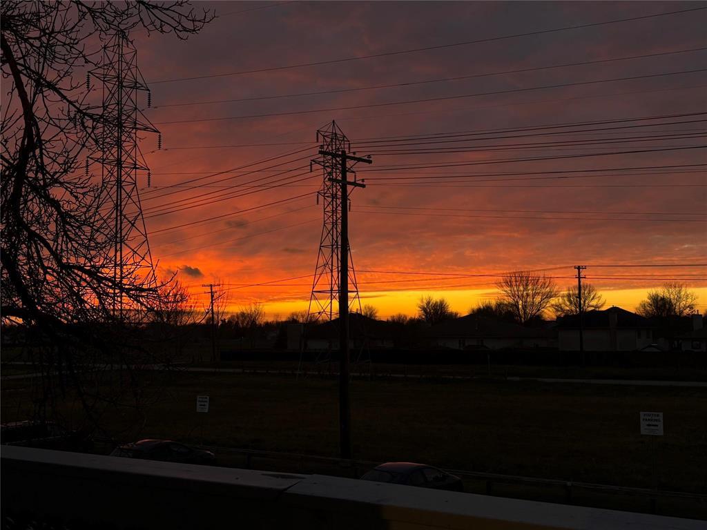 202 197 Watson Street