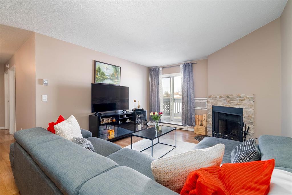 202 197 Watson Street