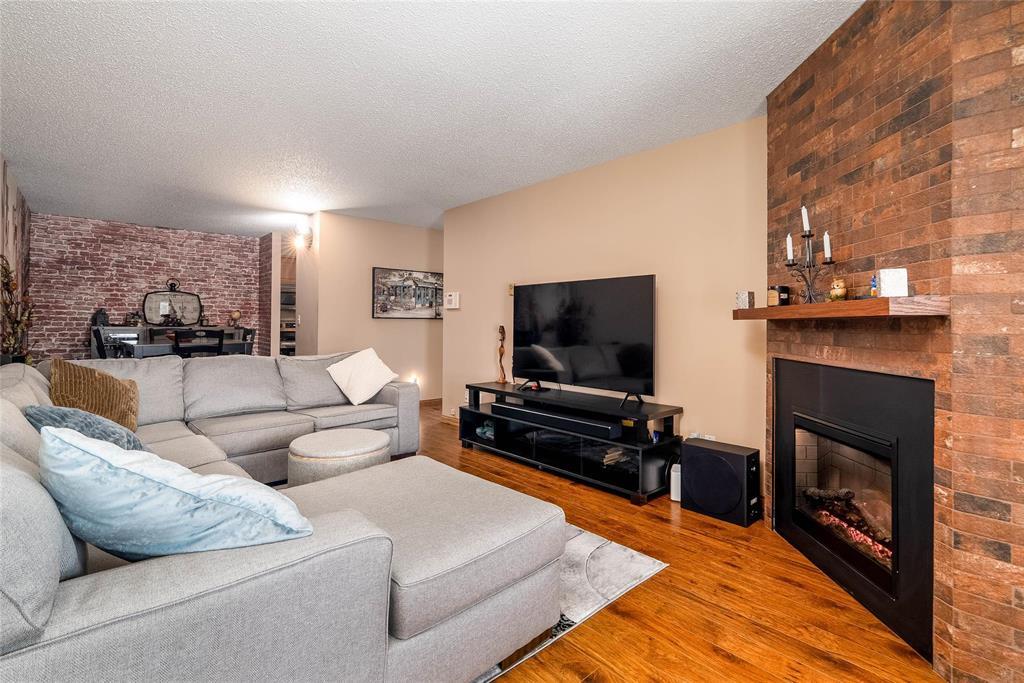 306 173 Watson Street