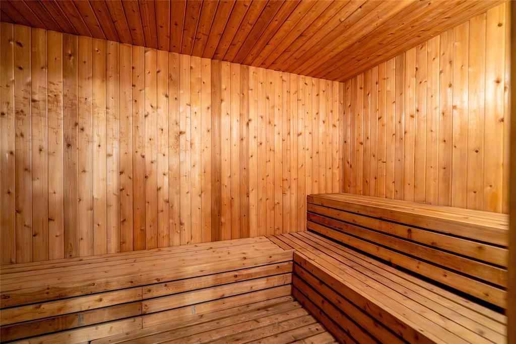 306 173 Watson Street