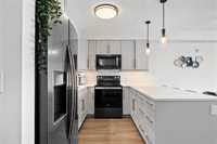 207 105 South Town Road