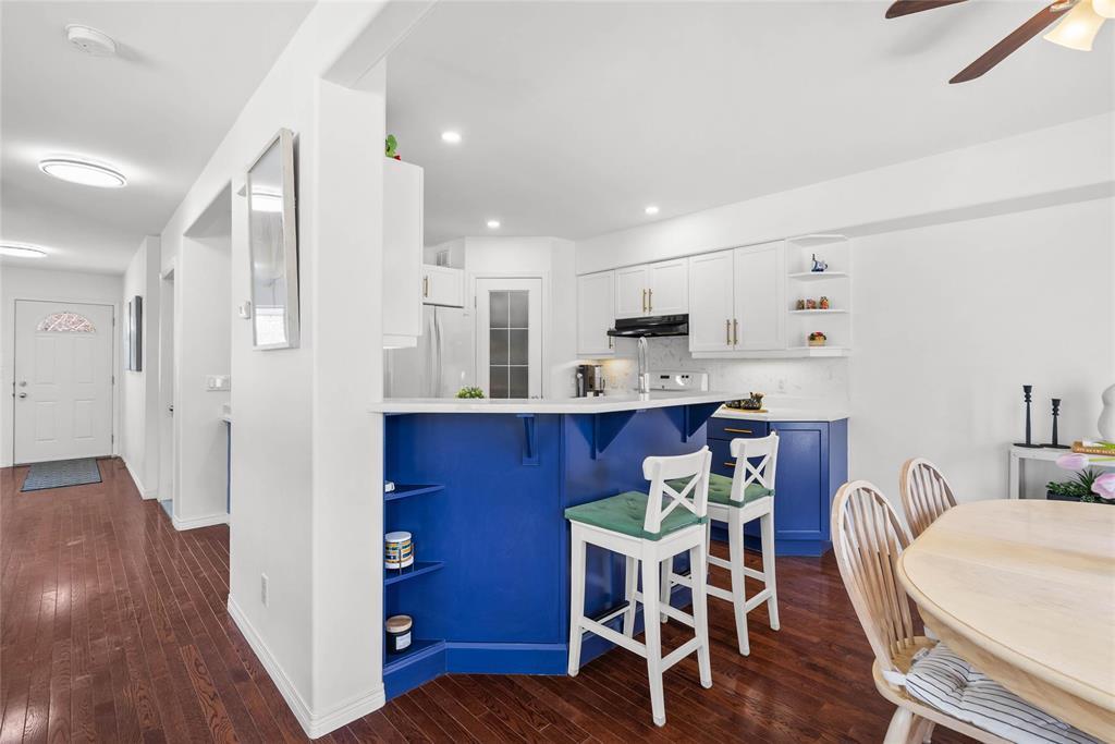 16 45 Grandmont Boulevard