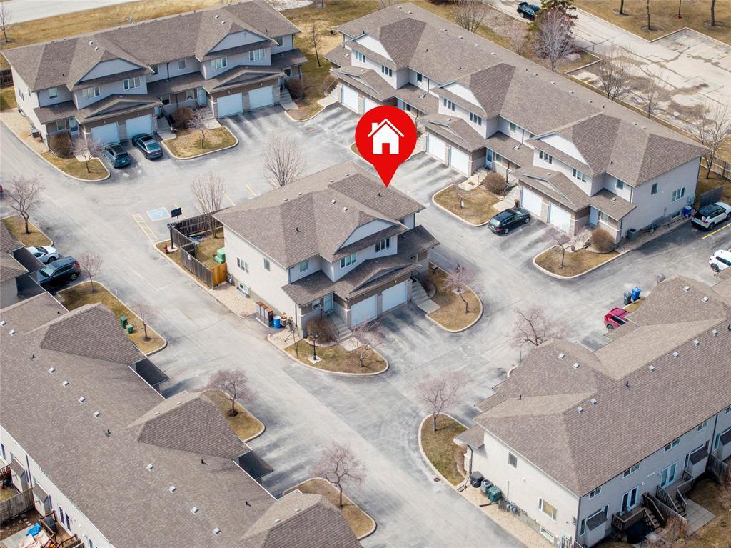 16 45 Grandmont Boulevard