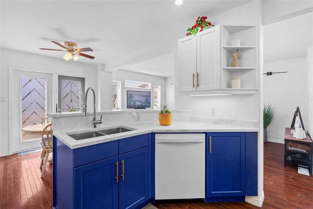 16 45 Grandmont Boulevard