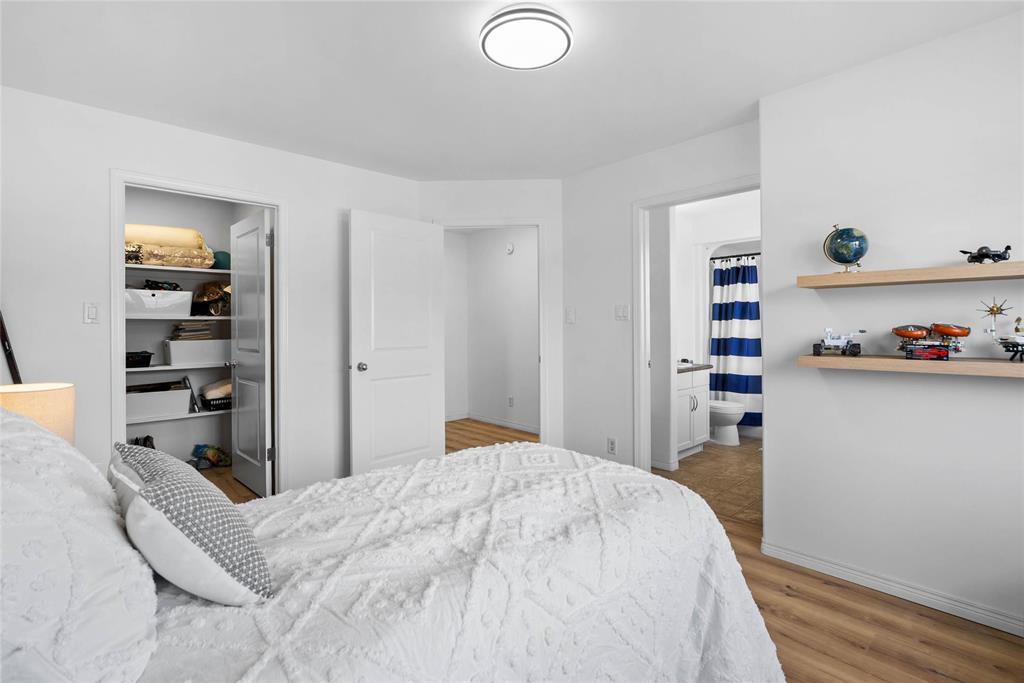 16 45 Grandmont Boulevard